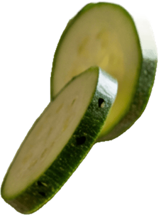 Due fette di zucchine verde fresche